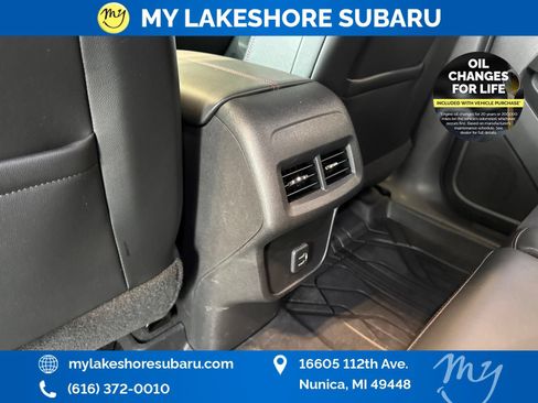 Used 2022 Chevrolet Equinox RS w/ LPO, Floor Liner Package AWD/4WD image 24
