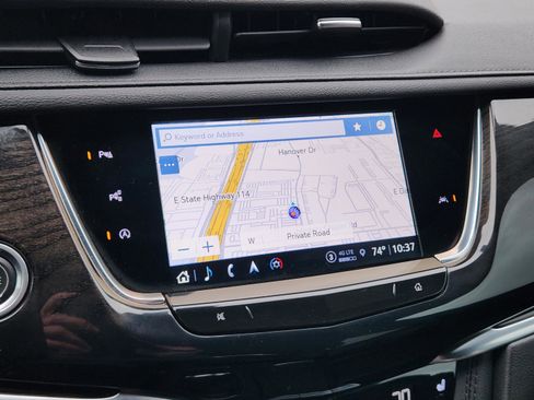 Used 2023 Cadillac XT6 Premium Luxury w/ Technology Package image 14