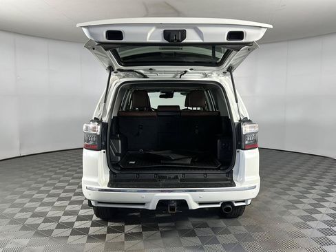Used 2023 Toyota 4Runner Limited AWD/4WD image 28