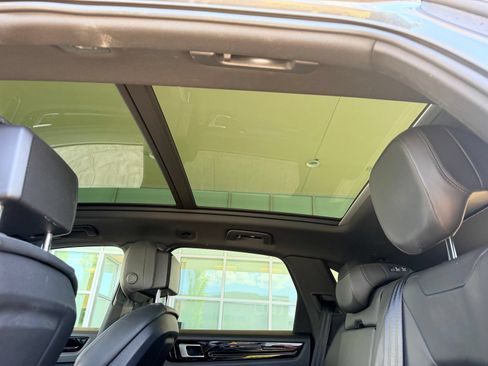 Used 2019 Porsche Cayenne AWD/4WD image 21