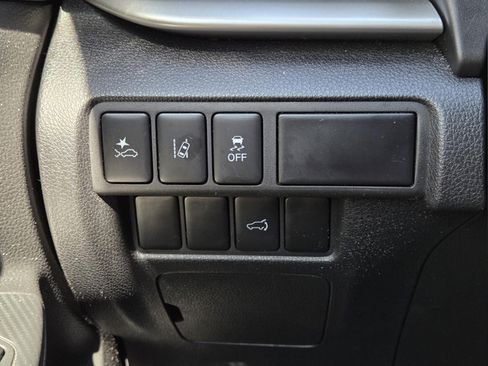 Used 2025 Mitsubishi Eclipse Cross SEL AWD/4WD image 19