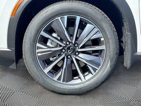 Certified 2026 INFINITI QX60 Luxe w/ Cargo Package FWD image 35