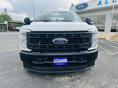 New 2026 Ford F350 XL AWD/4WD image 3