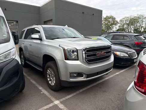 Used 2016 GMC Yukon SLE w/ HD Trailering Package AWD/4WD image 4