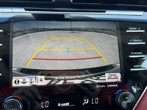 Used 2018 Toyota Camry XSE w/ Driver Assist Package FWD image 30