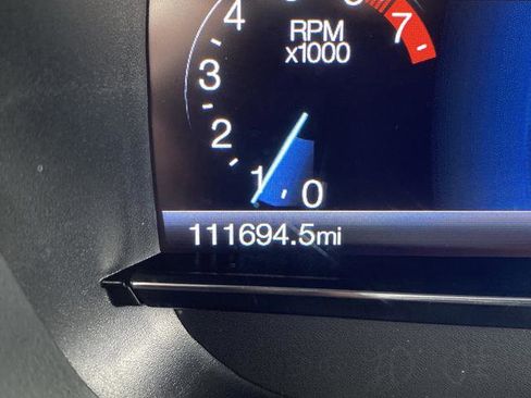 Used 2018 Ford Explorer XLT w/ Equipment Group 202A image 10