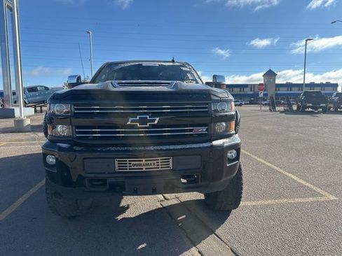Used 2019 Chevrolet Silverado 2500 LTZ w/ Duramax Plus Package image 2