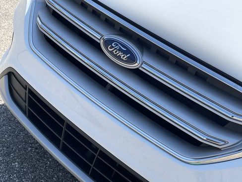 Used 2018 Ford Escape SEL AWD/4WD image 33