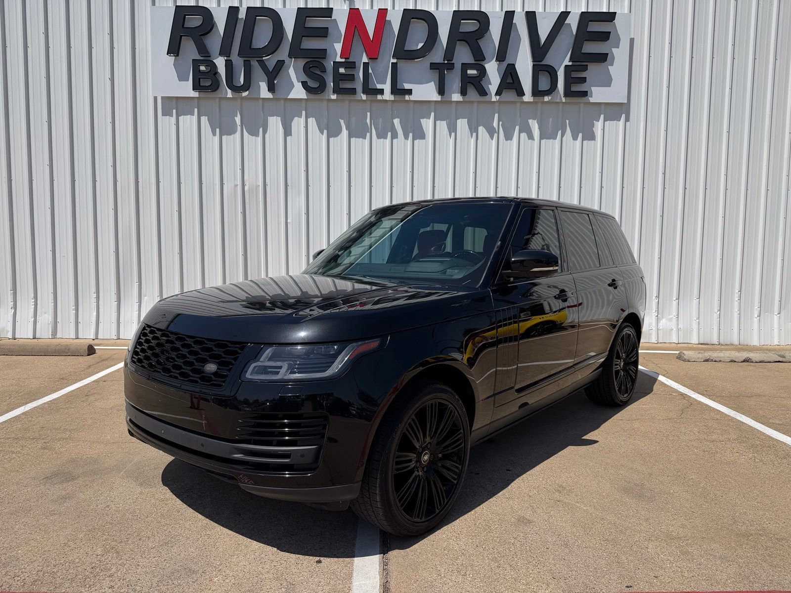 Used 2018 Land Rover Range Rover Autobiography AWD/4WD image 1