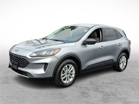 Used 2022 Ford Escape SE w/ Convenience Package image 3