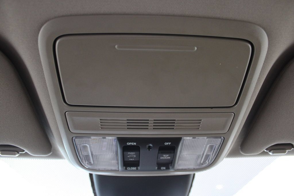 Used 2023 Honda Odyssey EX-L image 34