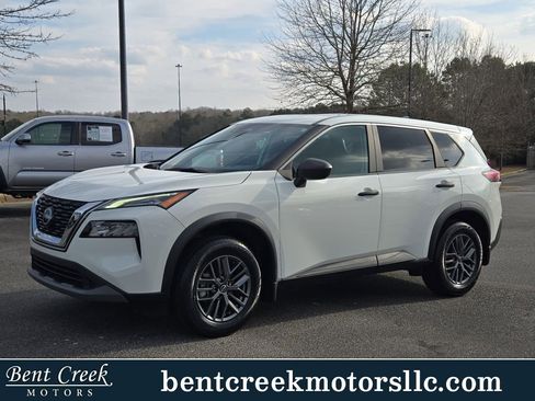 Used 2023 Nissan Rogue S image 1