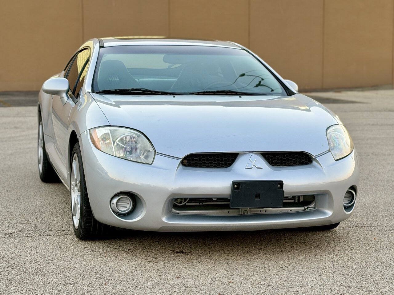 Used 2007 Mitsubishi Eclipse SE FWD image 1