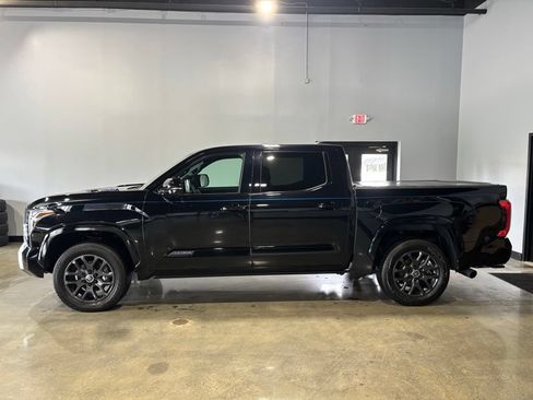 Used 2024 Toyota Tundra Platinum AWD/4WD image 2