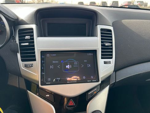 Used 2016 Chevrolet Cruze LT image 30