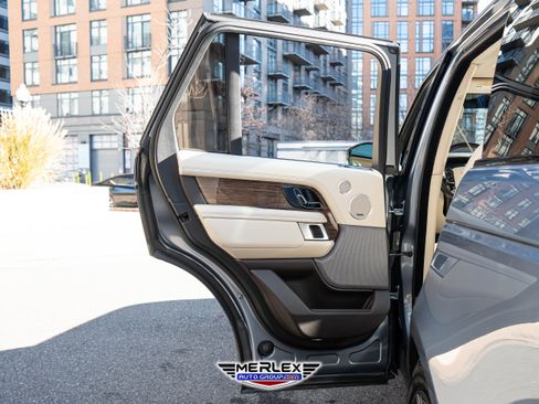 Used 2019 Land Rover Range Rover Supercharged image 44