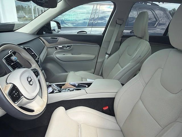Used 2024 Volvo XC90 B6 Ultimate AWD/4WD image 3