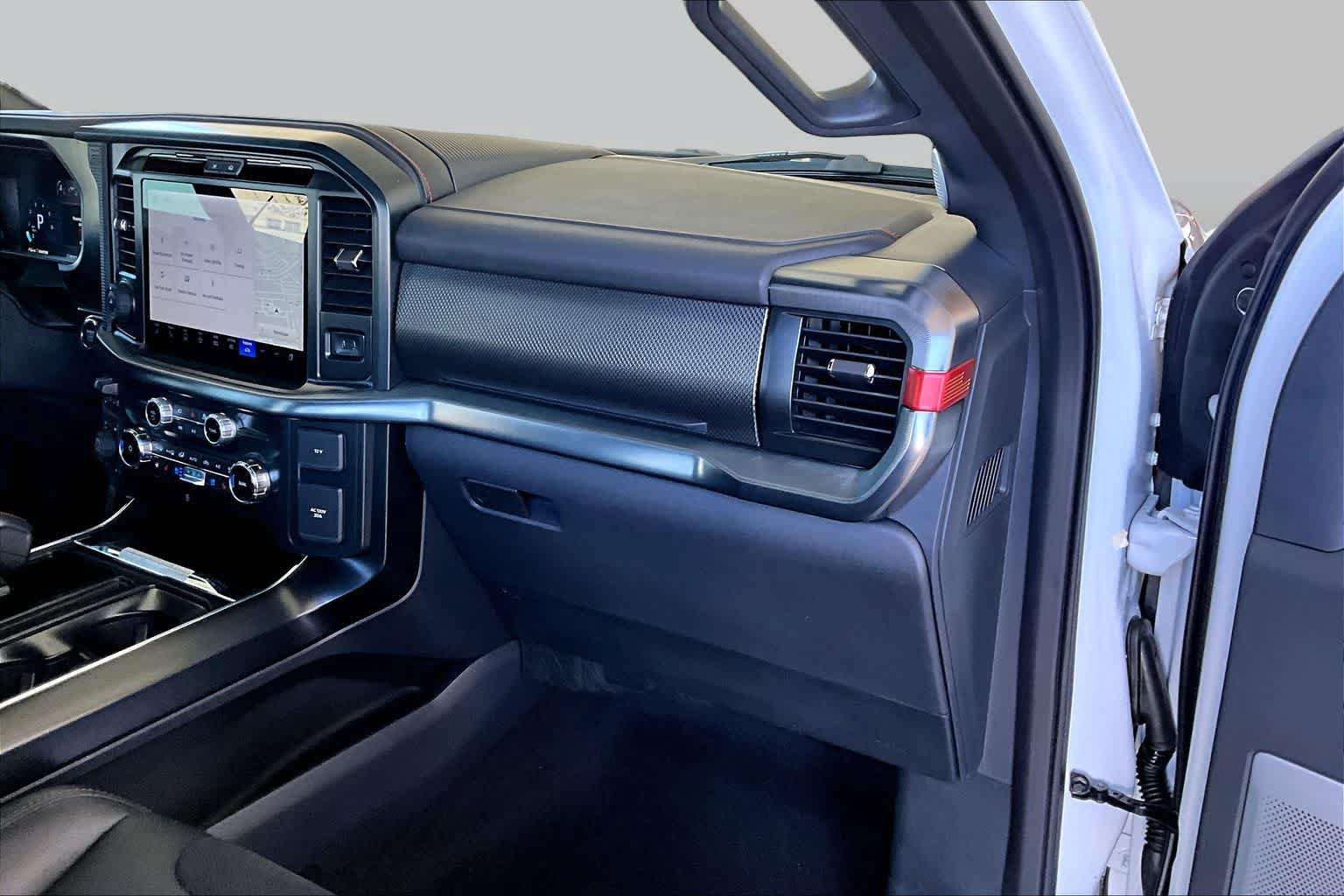Used 2025 Ford F150 Raptor AWD/4WD image 30