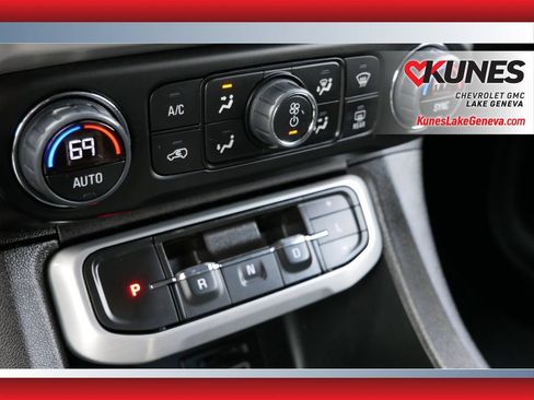 Used 2023 GMC Acadia SLT AWD/4WD image 22