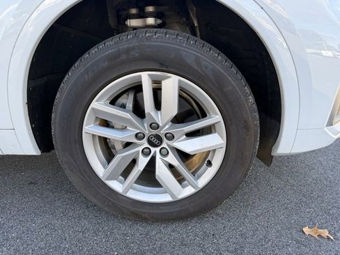 Used 2022 Audi Q5 2.0T Premium image 10