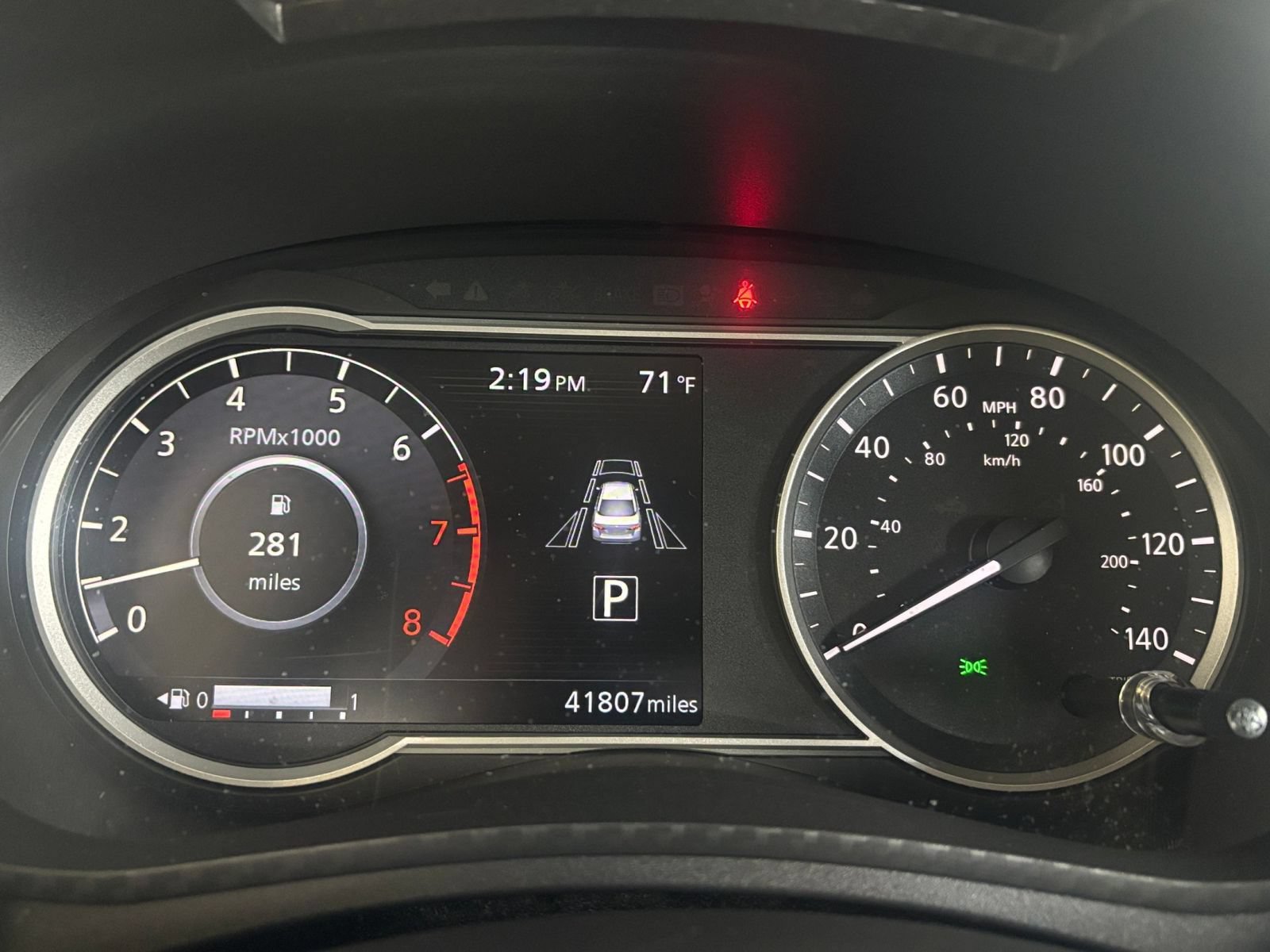 Used 2025 Nissan Versa SV FWD image 37