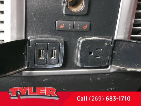 Used 2018 Ford F150 Platinum w/ Technology Package AWD/4WD image 44
