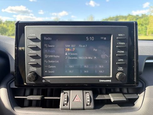 Used 2022 Toyota RAV4 Adventure w/ Convenience Package AWD/4WD image 19
