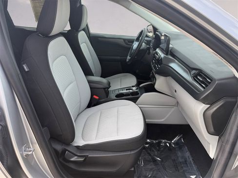 Used 2024 Ford Escape Active image 17
