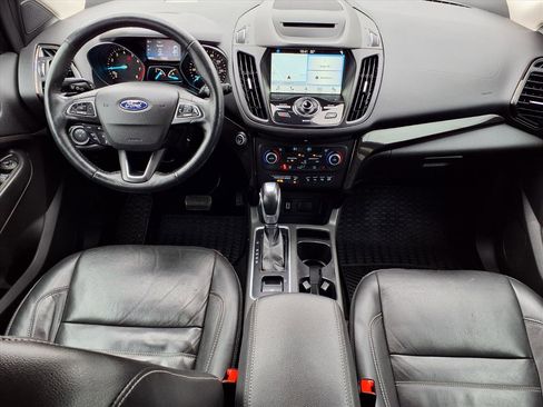 Used 2018 Ford Escape Titanium w/ Ford Safe & Smart Package image 10