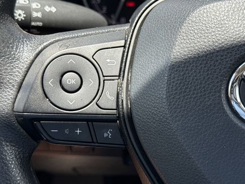 Used 2024 Toyota RAV4 XLE image 21