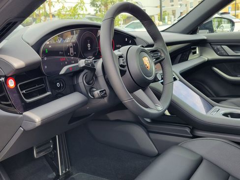 New 2026 Porsche Taycan 4S AWD/4WD image 4