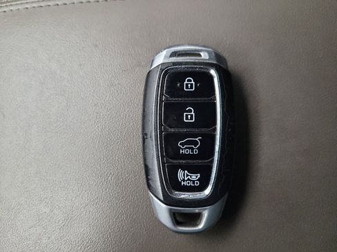 Used 2020 Hyundai Santa Fe SEL w/ Convenience Package image 32