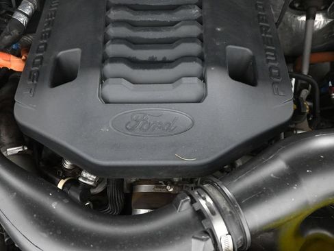 Used 2023 Ford F150 Lariat w/ Equipment Group 502A High AWD/4WD image 57