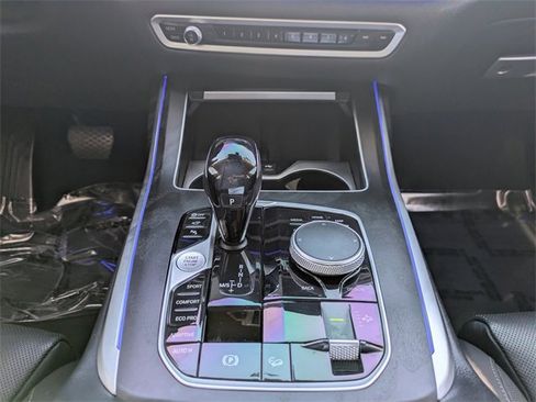 Used 2021 BMW X7 xDrive40i w/ Premium Package image 24