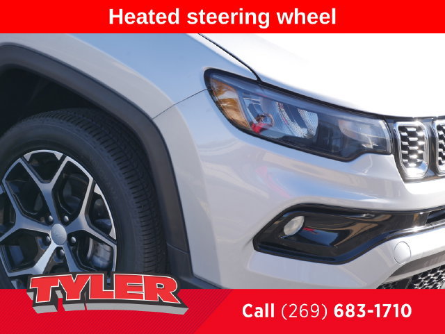 Used 2024 Jeep Compass Limited AWD/4WD image 10