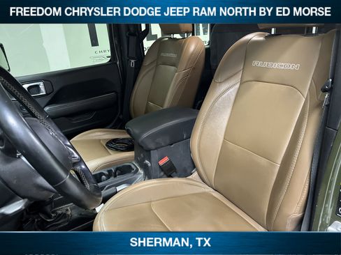 Used 2022 Jeep Gladiator Rubicon w/ Cold Weather Group image 8