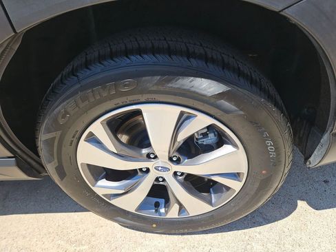 Used 2025 Subaru Ascent Premium AWD/4WD image 25