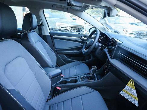 New 2026 Volkswagen Jetta SE image 26