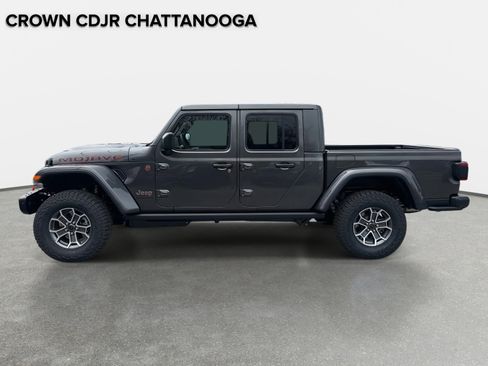 New 2026 Jeep Gladiator Mojave w/ Steel Bumper Group AWD/4WD image 7