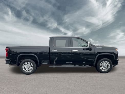Used 2020 Chevrolet Silverado 2500 High Country image 6