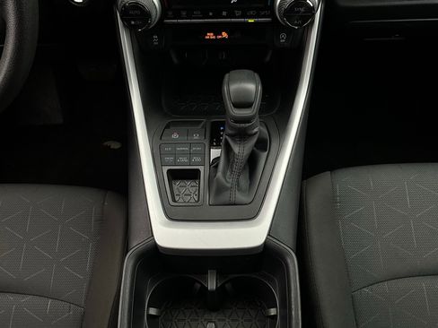 Used 2025 Toyota RAV4 XLE image 15