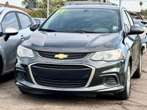 Used 2017 Chevrolet Sonic LS image 2
