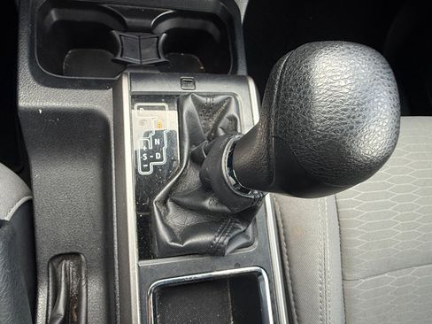 Used 2019 Toyota Tacoma SR5 image 31