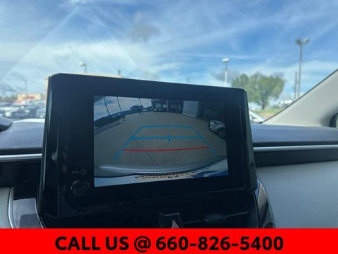 Used 2025 Toyota Corolla LE FWD image 13