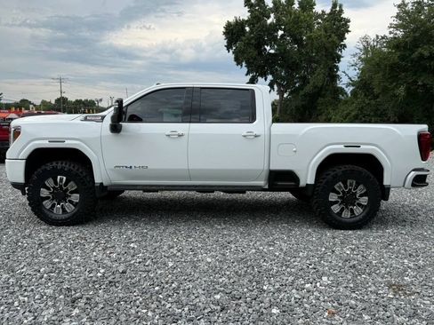Used 2022 GMC Sierra 2500 AT4 w/ AT4 Premium Plus Package AWD/4WD image 4
