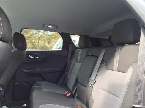 Used 2025 Chevrolet Blazer LT image 51