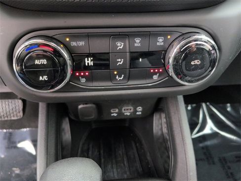 Used 2023 Chevrolet TrailBlazer LT w/ Convenience Package image 18