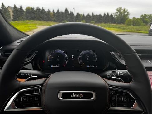 New 2026 Jeep Grand Cherokee Summit AWD/4WD image 23