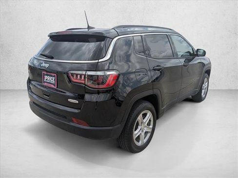 Used 2018 Jeep Compass Limited w/ Navigation Group FWD image 5
