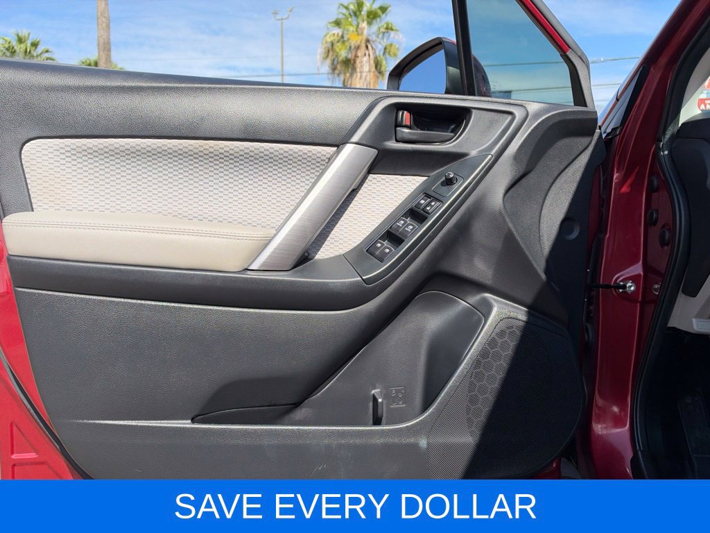 Used 2017 Subaru Forester 2.5i Premium w/ All-Weather Package AWD/4WD image 6